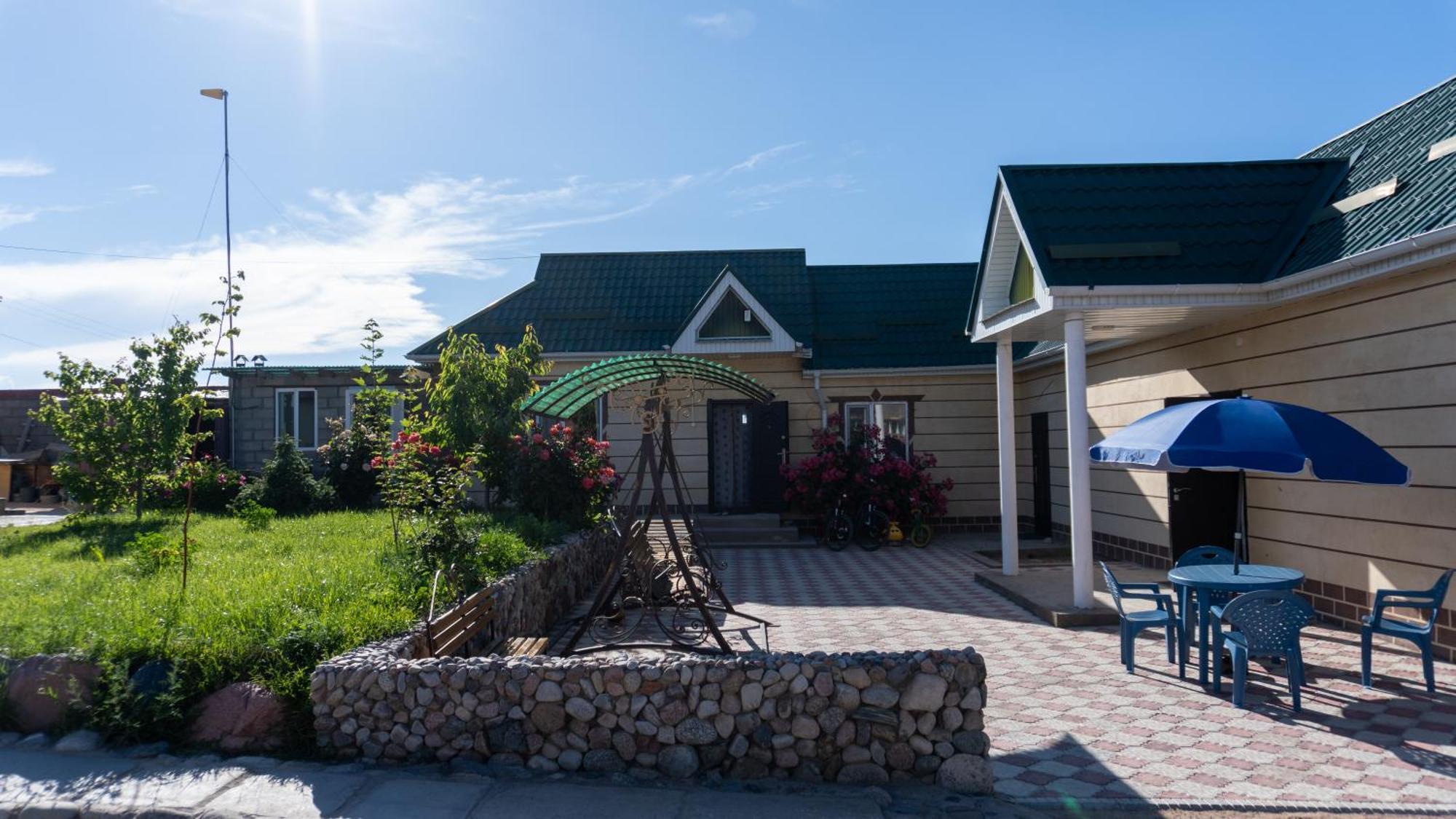Svetlana Guest House Bokonbayevo ภายนอก รูปภาพ